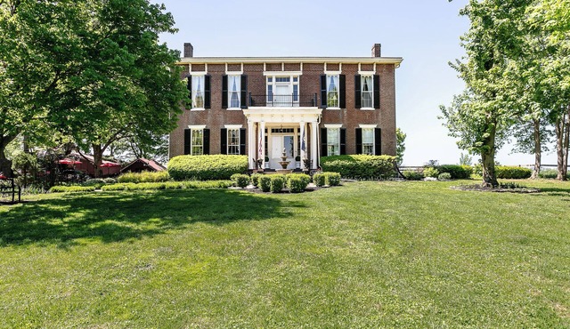 7 Private Rooms, Country Setting Bourbon Trail, patio/firepit. Breakfast inc.