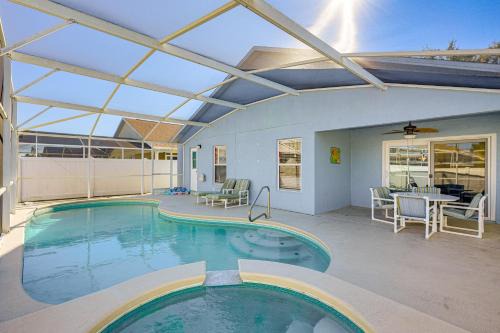 9 Mi to Walt Disney World: Family Home w/Pool!
