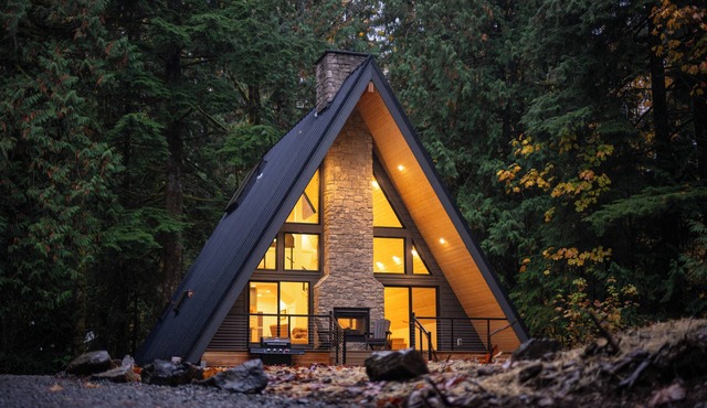 A-frame: Hot Tub + Sauna + Outdoor Shower + Loft