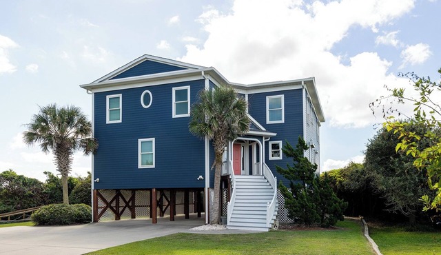 A Gritty Palace - Oceanfront House, 5BR, 4.5BA, Pine Knoll Shores