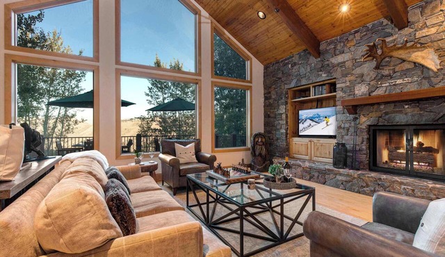 Abode at Sleeping Indian, Jackson Hole, 5 suites