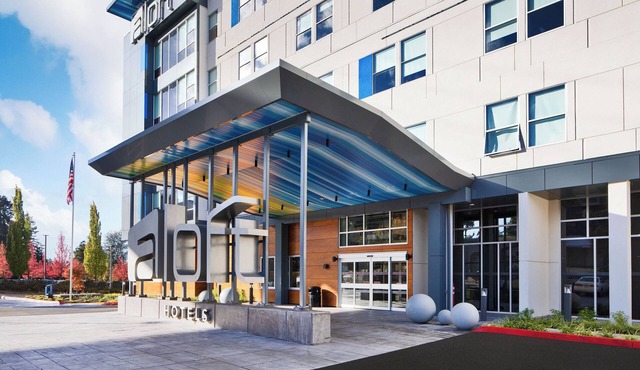 Aloft by Marriott Seattle Sea-Tac Airport