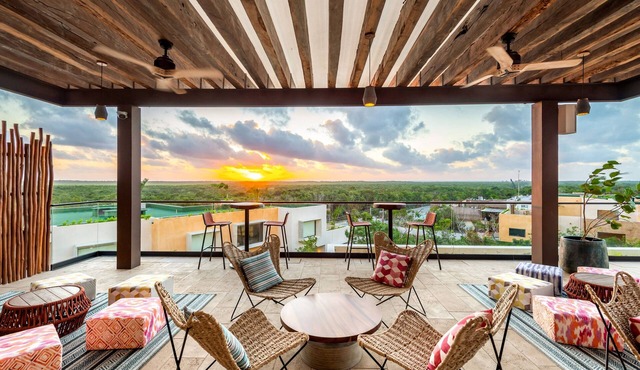 Aloft Tulum