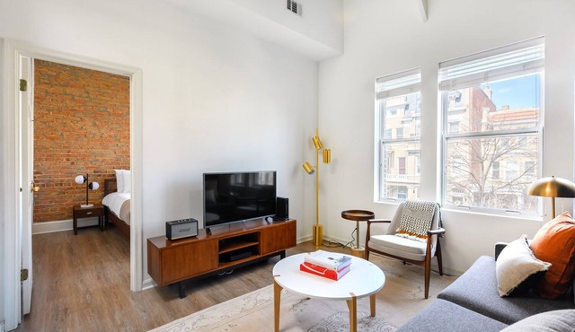 Ample Dupont Circle 2BR nr. U Street & Adam's Morgan, by Blueground