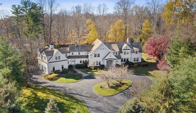 AVAIL 4TH OF JULY WEEK! 5-Bedroom Estate with Saltwater Pool, Spa, Game Room