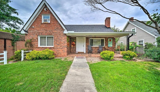 Awesome 4-bedroom house with AC in charming Durham