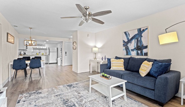 Azure 2BR/2BA Condo , Heated Pool Near Siesta