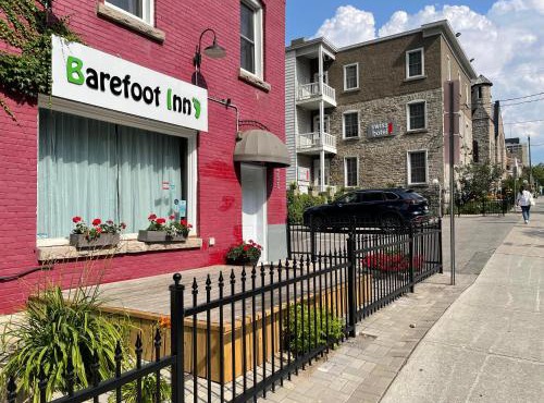 Barefoot Inn