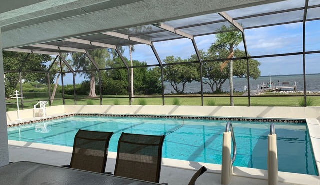 Bayfront Longboat Key House with Pool and 3 min walk to the beach