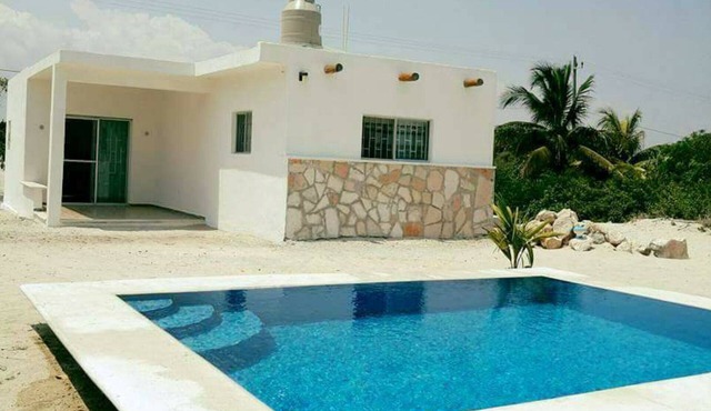 BEACH HOUSE RENT. 4 PEOPLE MAX.