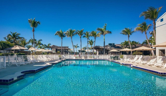 Beachcomber 2-Room Stay for Beach Weekends with Pool Access