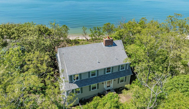 Beachfront Home Offering Direct Access to Your Own Private Beach (2386)