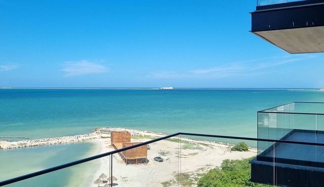 Beachfront Oceanview Luxury Apartment (sleeps up to 8) Yucalpeten Resort Marina.