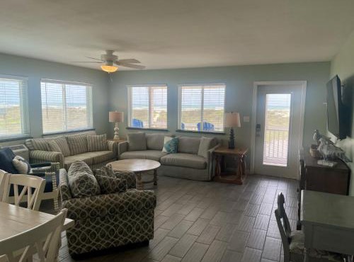 Beachgate Condo Suites and Hotel 221 - 222 - 223 condo