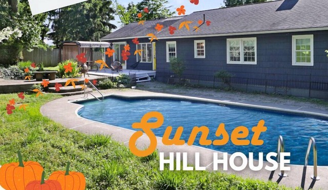 Beacon Fishkill Autumn Bliss 4BR BBQ Fire Pit