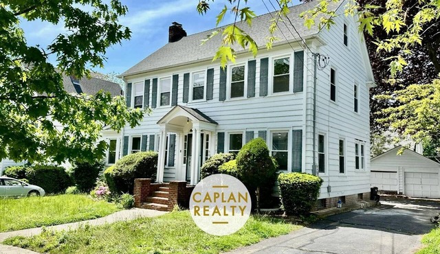 Beautiful 4-bedroom house with AC in charming New Haven