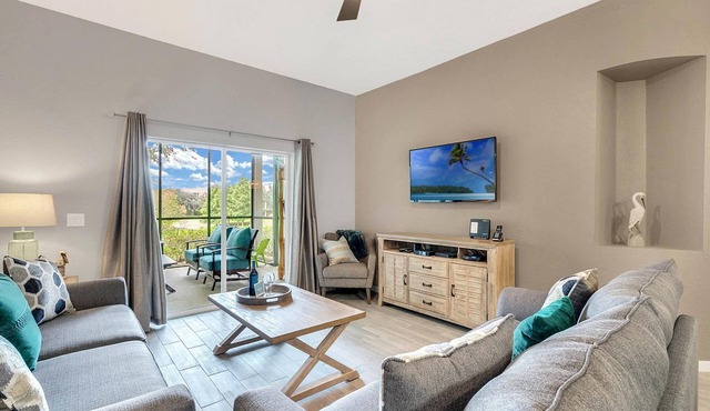 Beautifully updated large family condo with King suite - 15 minutes to Disney