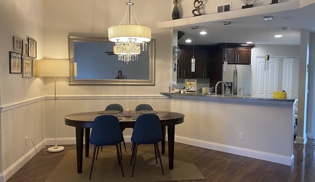 Best location to be in!2/2 condo close to Sanibel and Fort Myers beaches!