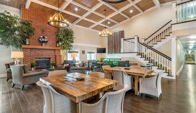 Best Western Plus University Park Inn & Suites