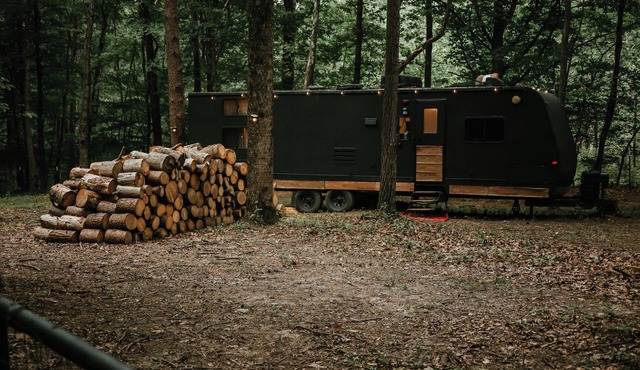 Boho Farmhouse Camper with AC in Harpers Ferry