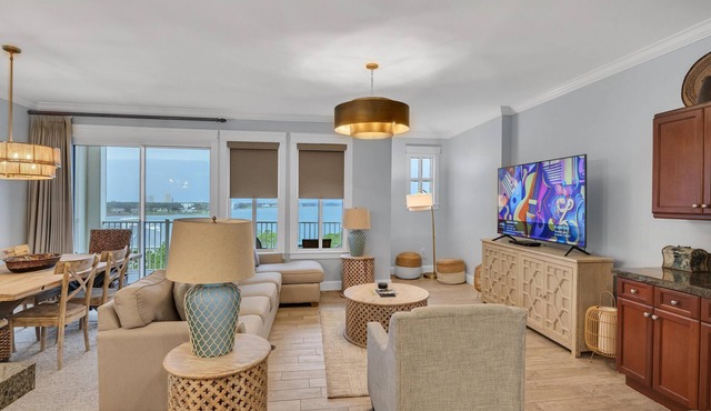 "Breathtaking Bayfront Bliss: 3BR | 3BA Grand Complex Condo" at Sandestin Golf and Beach Resort!