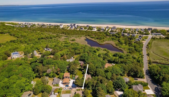 Cape Cod Getaway: Walk to East Sandwich Beach