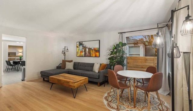 Centrally Located Bungalow | Green Lake & Parking