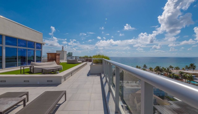 CH Luxury Condos & Studios On The Beach