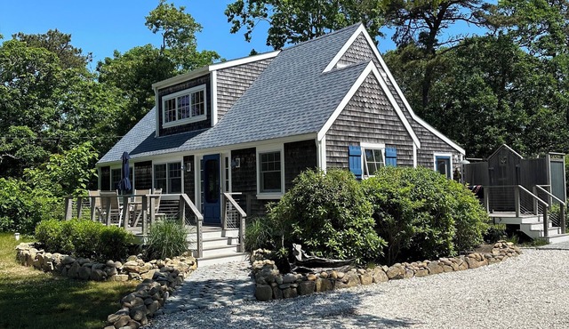 Chappy Cottage designed for the vacationer. Patio, outdoor shower, grill