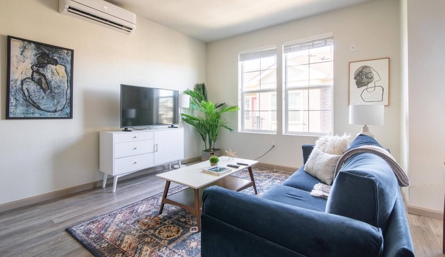 Charming 1BR in Pleasanton, Parking + Pet-Friendly