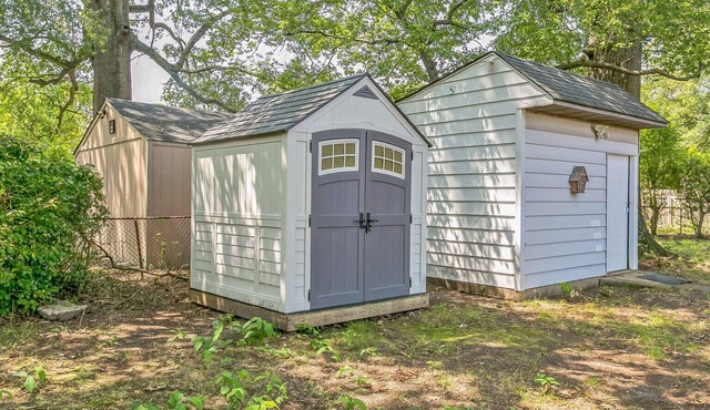 Charming 2-bedroom house in delightful Newport News with WiFi, AC Near Hospitals