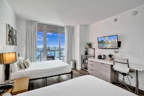 Charming Ocean View Waterfront Studio Resort 2609