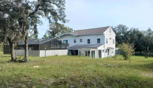 Charming Private Studio on Quiet Horse Farm – 12 Minutes from WEC Ocala, FL.