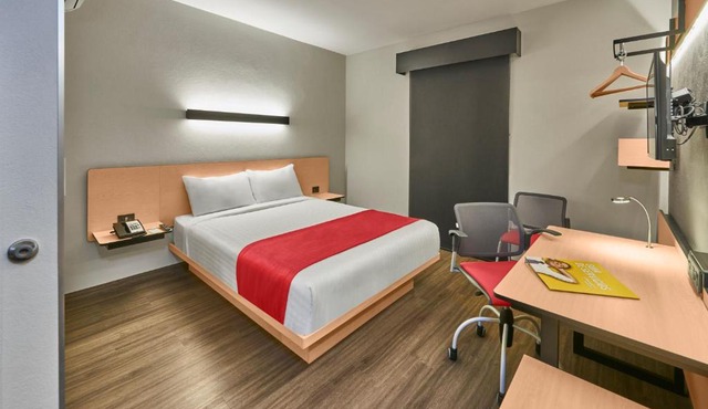 City Express by Marriott Celaya Galerias