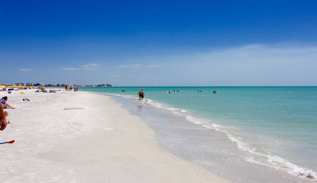 Close to St. Peach Beach | Garden View Room | Your Ultimate Getaway is Here!