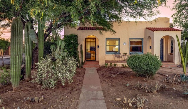 Close to U of A/Sam Hughes/1 BR 1 BA/Patio