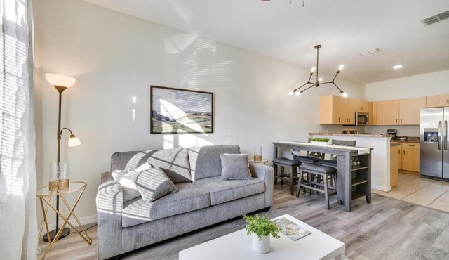 Community Pool: Family-Friendly Florida Condo!