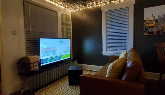 Completely updated Cozy 2 Bedroom Home with View!