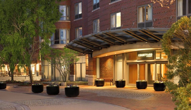 Courtyard by Marriott Boston Brookline