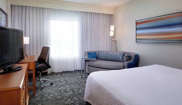 Courtyard by Marriott Kansas City Overland Park/Convention Center