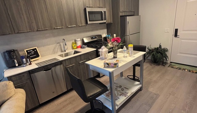 Cozy 1-bedroom apartment in pleasant Arlington with AC and gym access