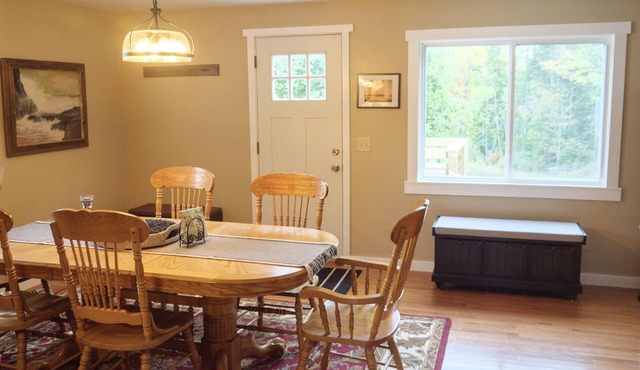 Cozy Apartment close to Port Clyde