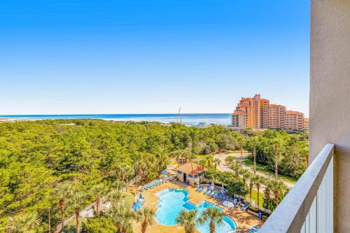 Cozy Beachside Studio with Pool Hot Tub & Tennis Access