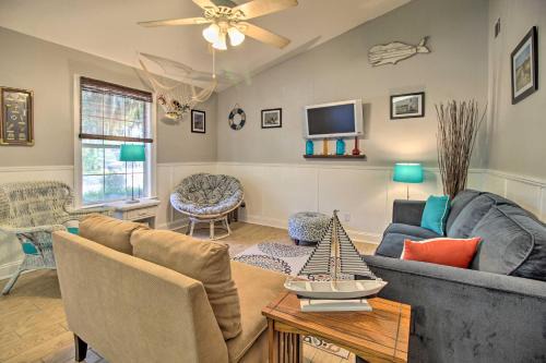 Cozy Family-Friendly Home Near Historic District!