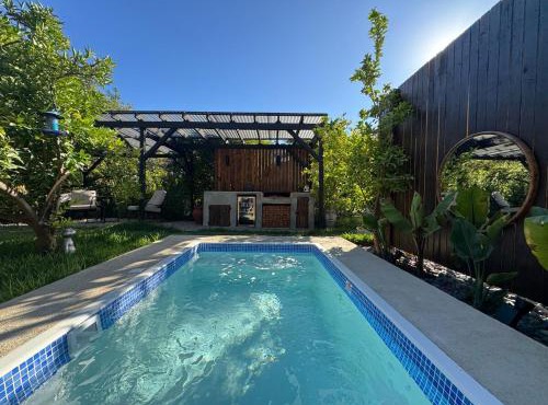 Custom Tiny House in Valle