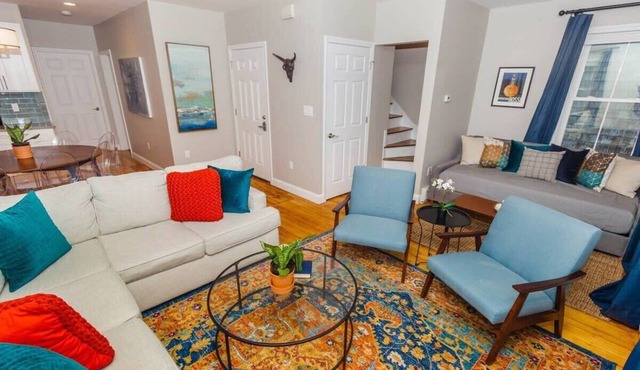 Cute Boston Home | Near T