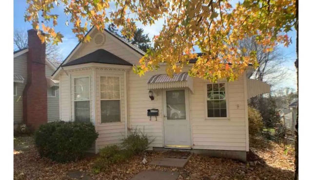 Cute & Comfy Bungalow