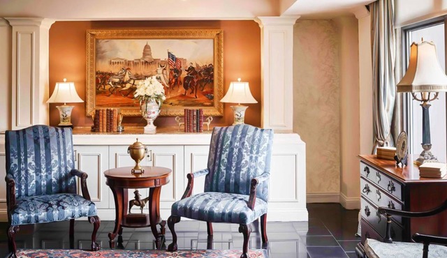 DC Executive King – Elevated Comfort & Views