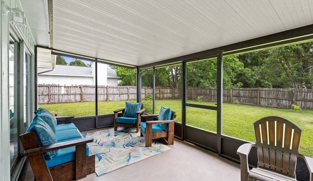 Dog-Friendly 3BR Retreat w/Fenced Yard, Near Beach & St. Andrews Park