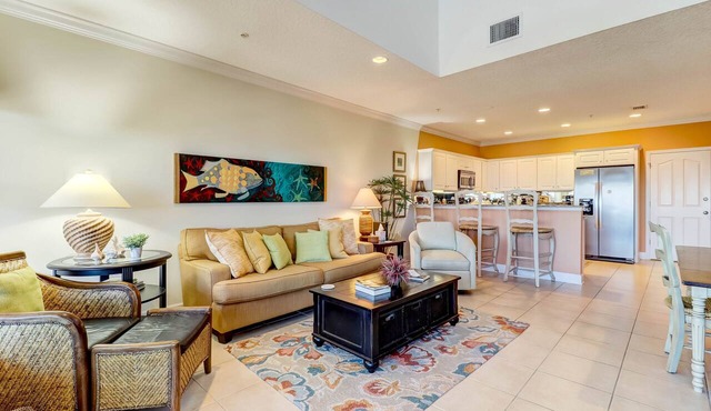 DOG FRIENDLY! Luxurious and professionally decorated townhome across street from beach.
